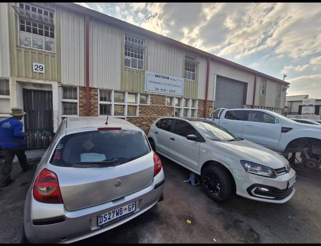 477M² WAREHOUSE TO LET IN DENVER